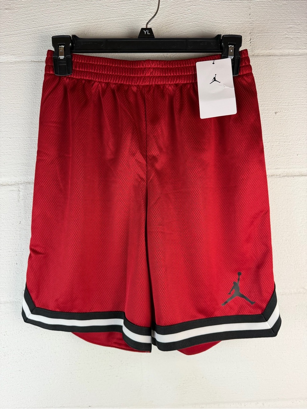 Jordan Boy’s Red Badketball Shorts NWT, Large